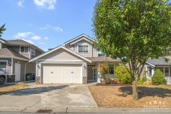 Upper House-47393 Macswan Drive Chilliwack, BC V2R 0L3