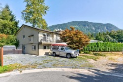 1-808 Ramona Place Harrison Hot Springs, BC V0M 1K0