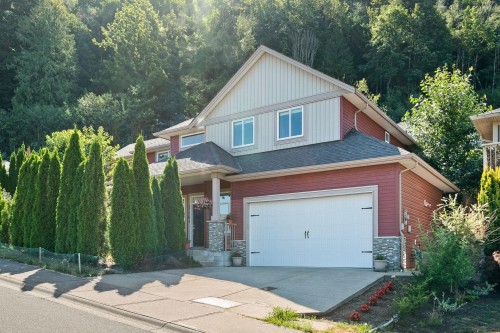 47264 Vista Place  Chilliwack, BC V2R 0R9