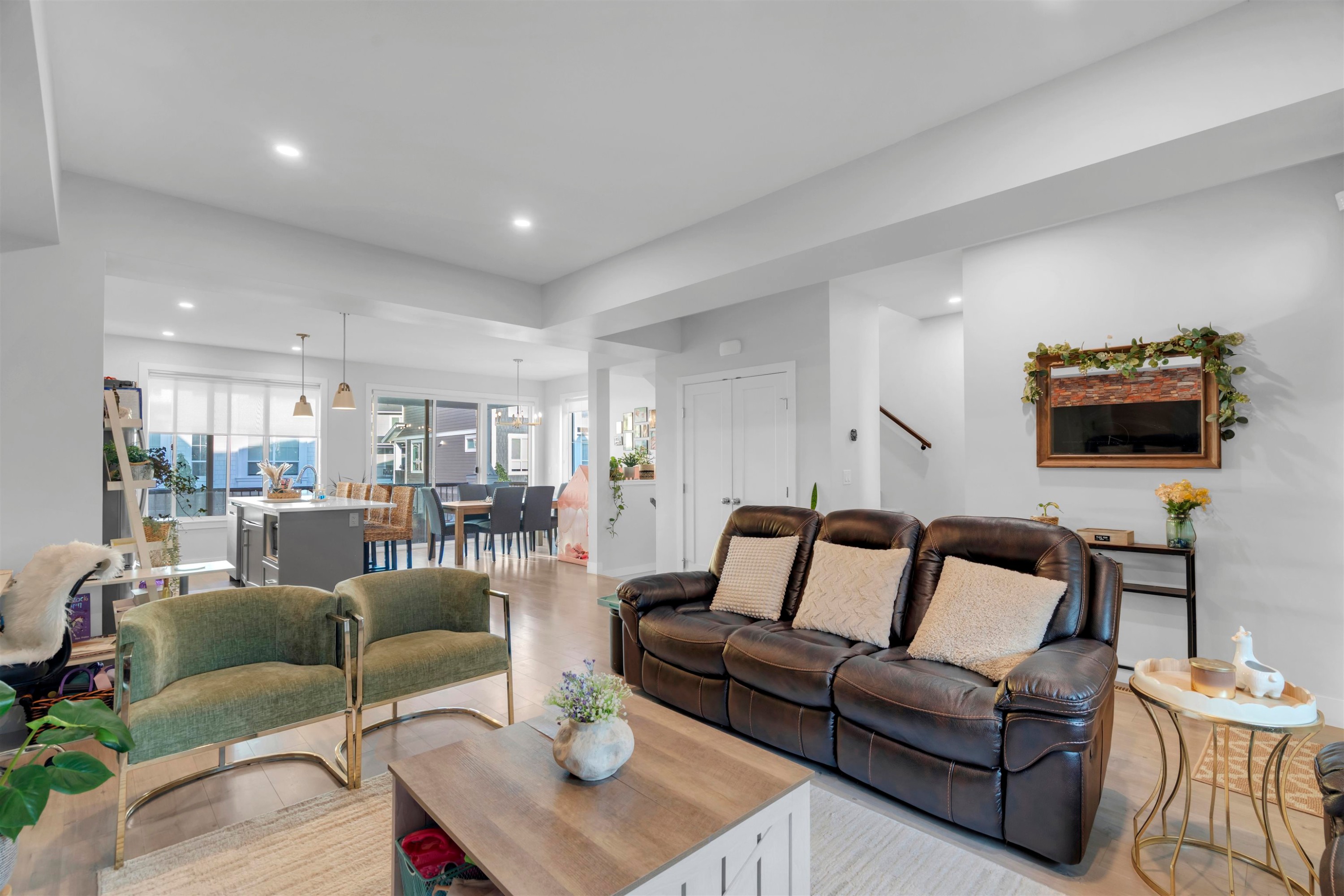 8137 Foxfern Road, Chilliwack, BC