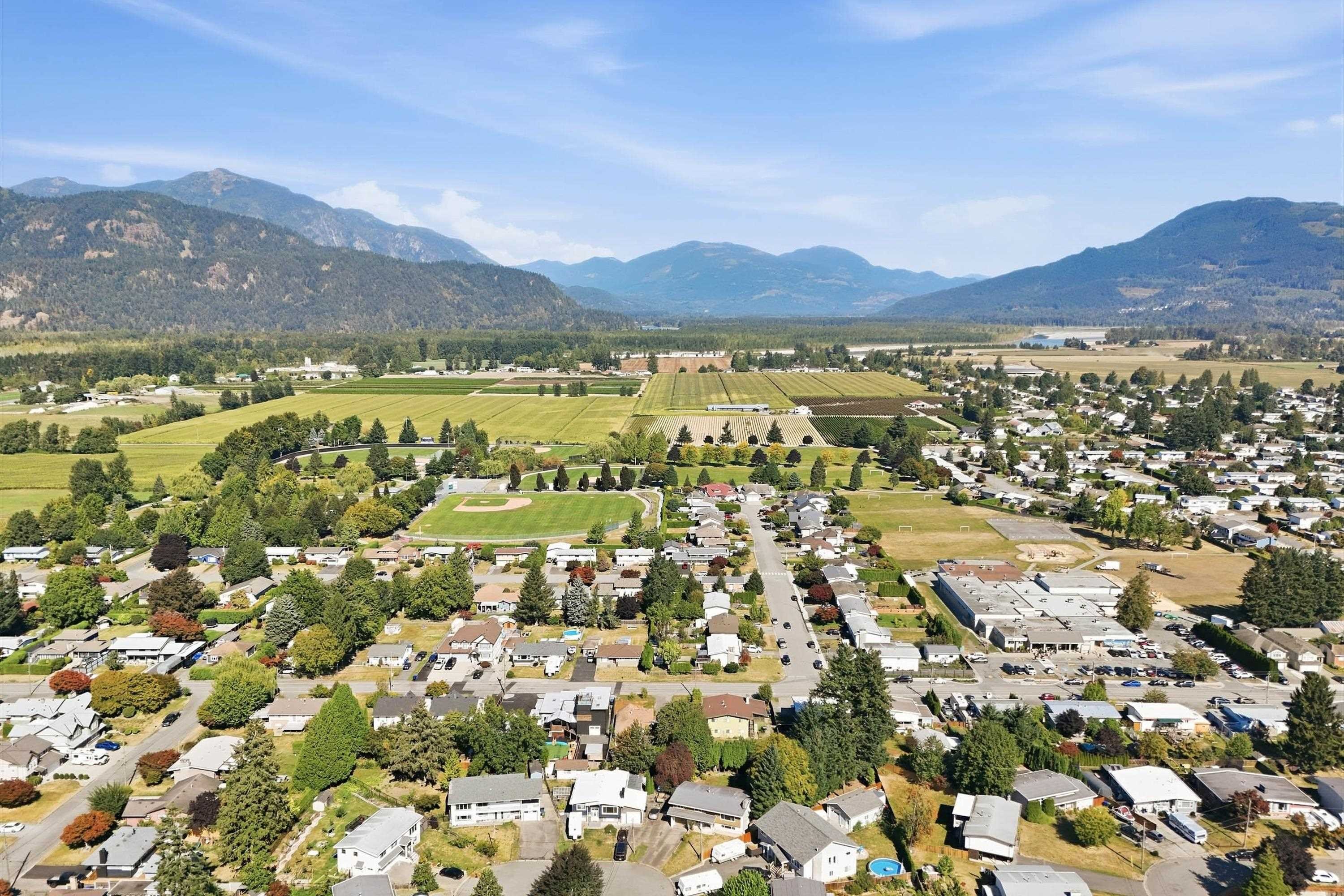 10128 Shamrock Drive, Chilliwack, BC