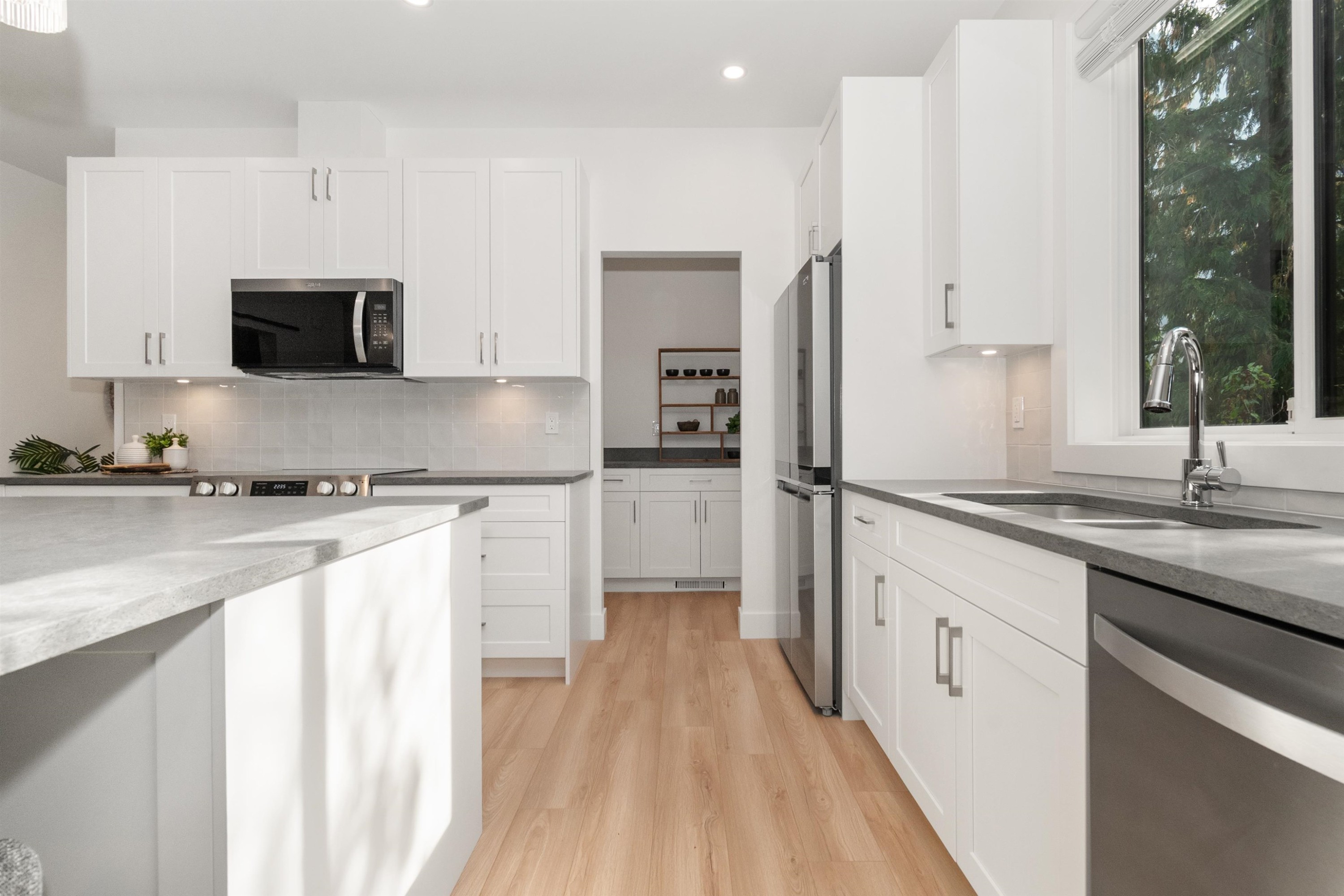 396 Eagle Street, Harrison Hot Springs, BC
