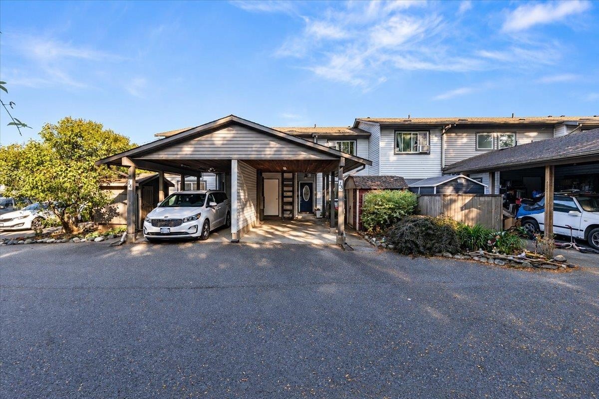 13-46689 First Avenue, Chilliwack, BC
