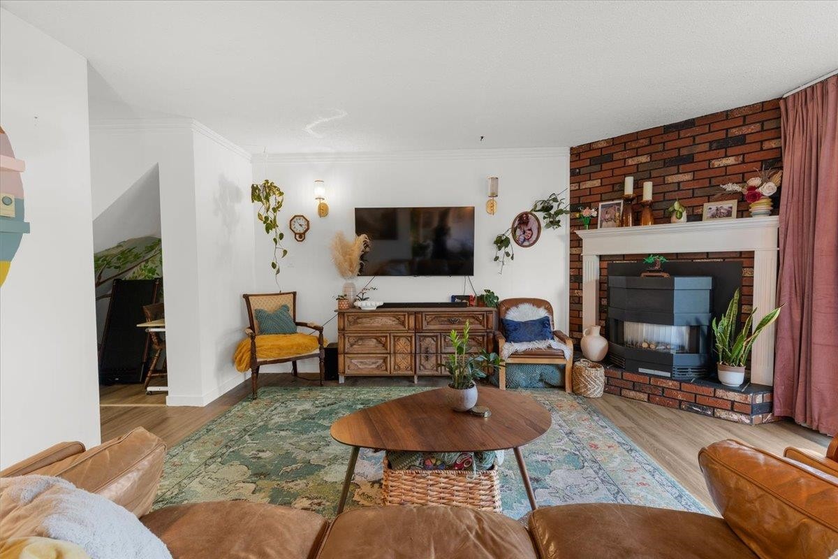 13-46689 First Avenue, Chilliwack, BC