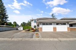 5A-46354 Brooks Avenue Chilliwack, BC V2P 7S9
