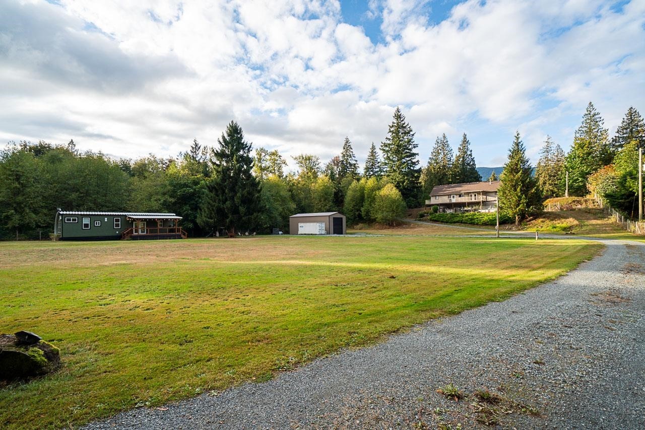 42921 Frost Road, Columbia Valley, BC