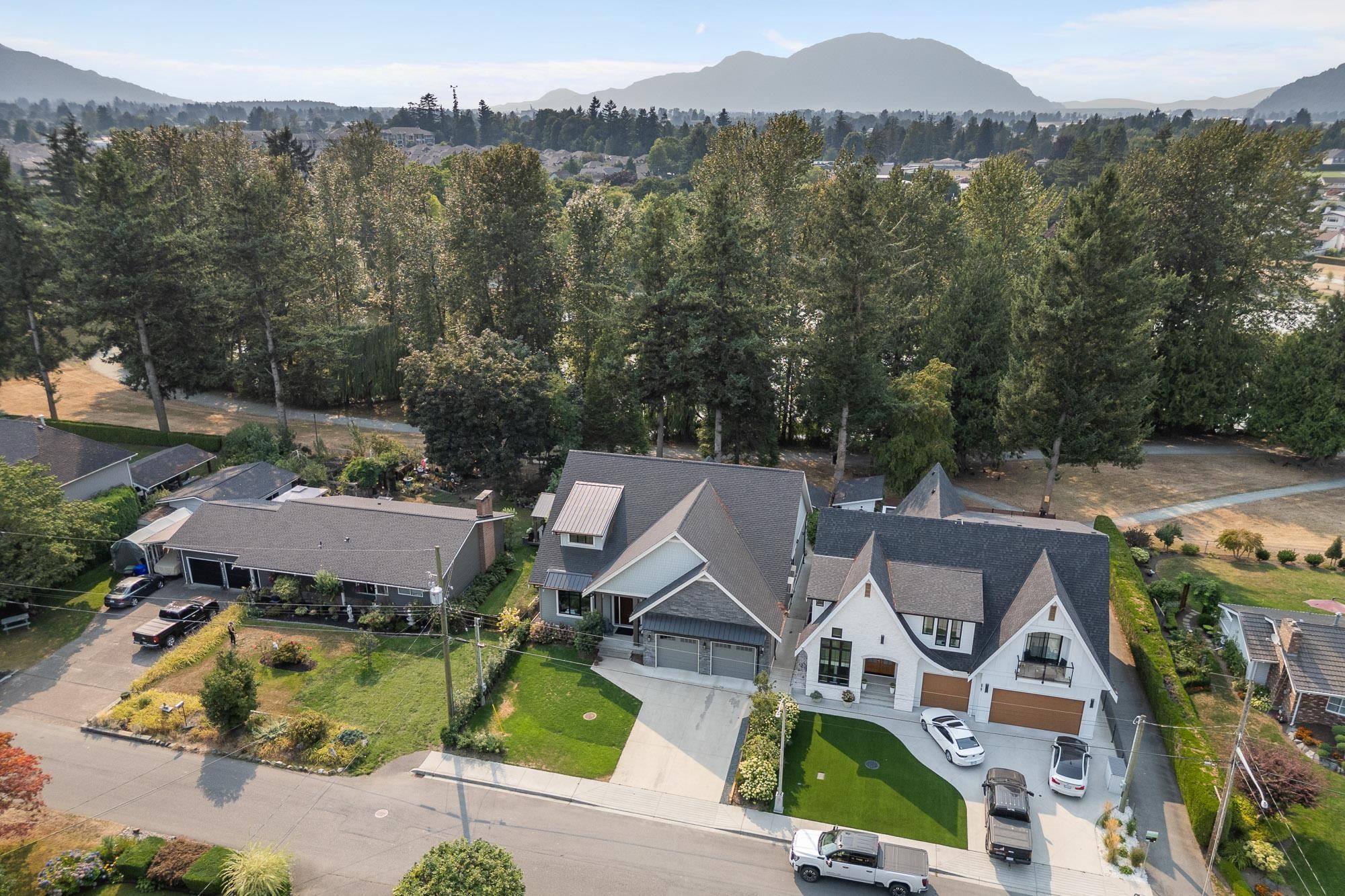 6957 Centennial Drive, Chilliwack, BC