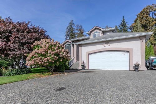 223 Balsam Avenue  Harrison Hot Springs, BC V0M 1K0