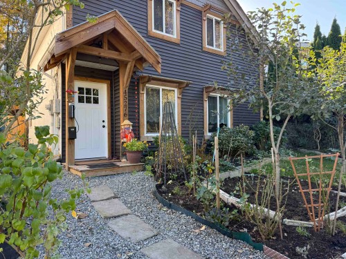 45276 Creekside Drive  Chilliwack, BC V2P 7K6