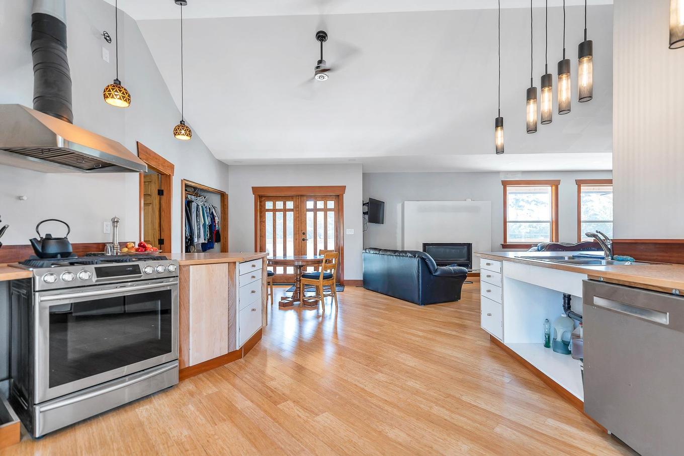 857 Bradner Road, Abbotsford, BC