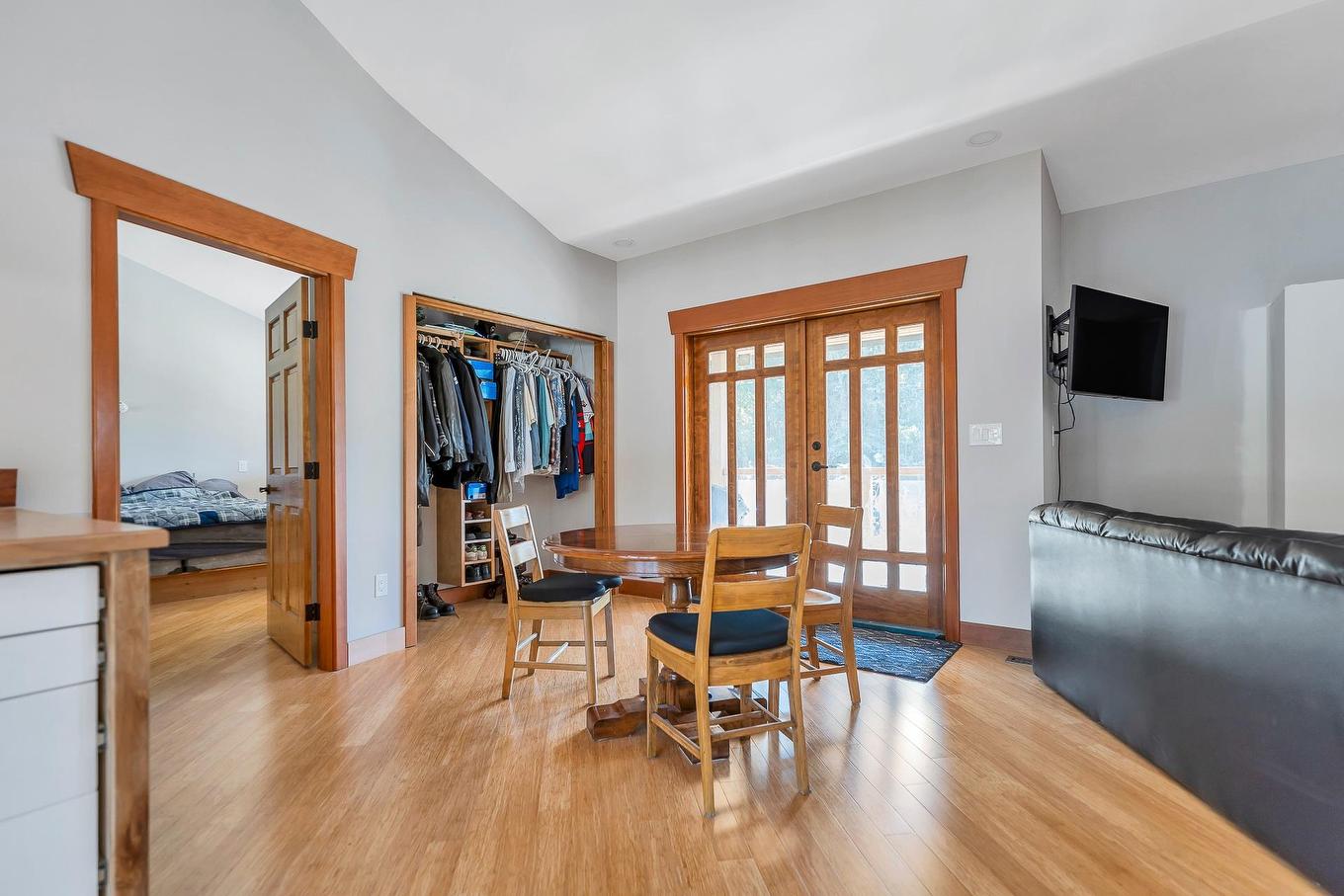 857 Bradner Road, Abbotsford, BC