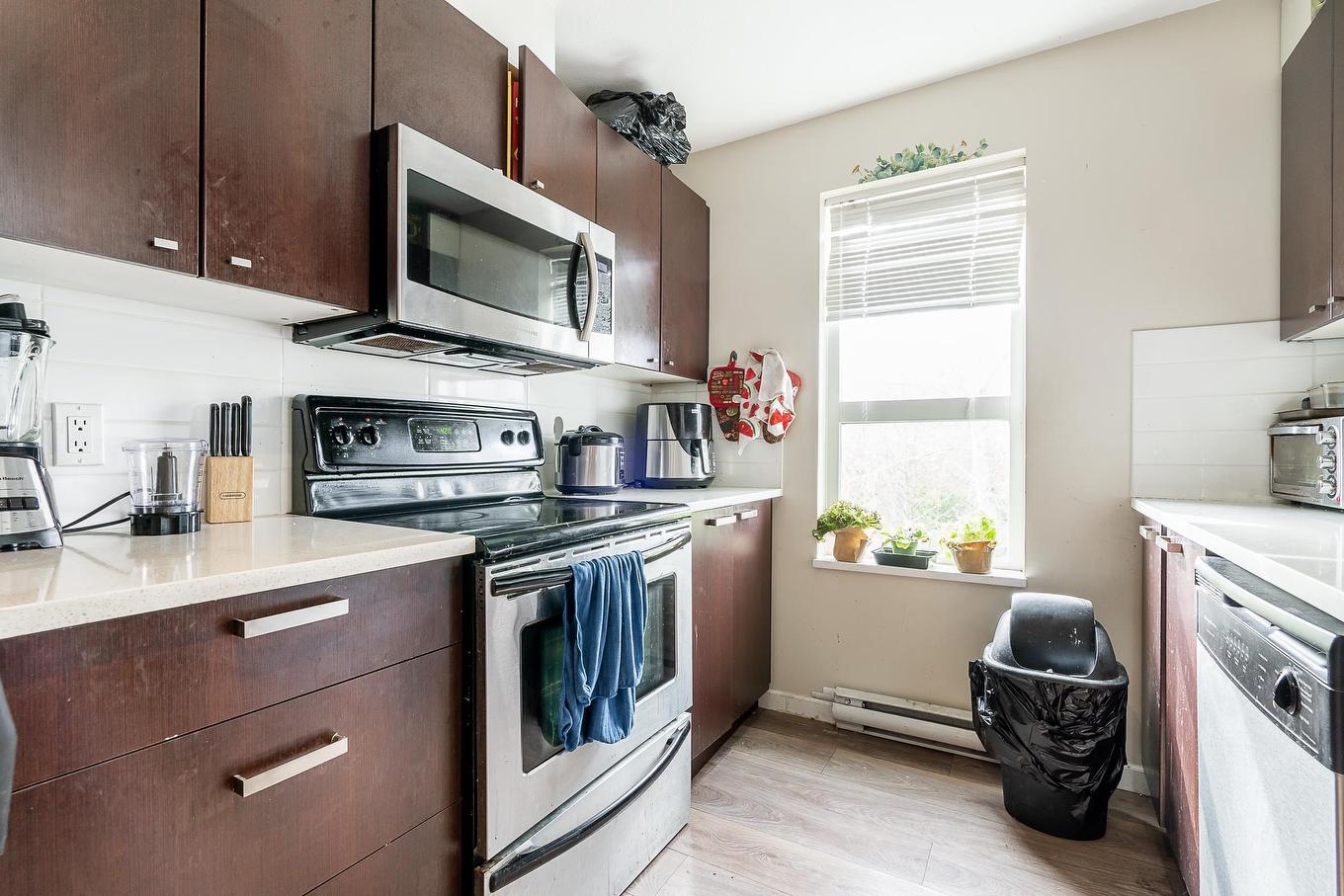 204-18755 68 Avenue, Surrey, BC