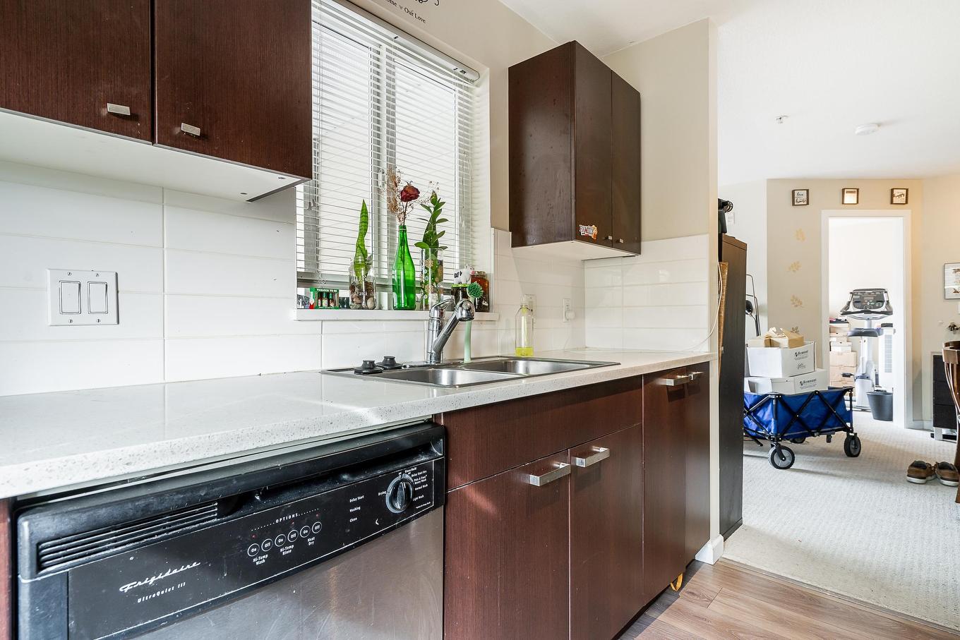 204-18755 68 Avenue, Surrey, BC