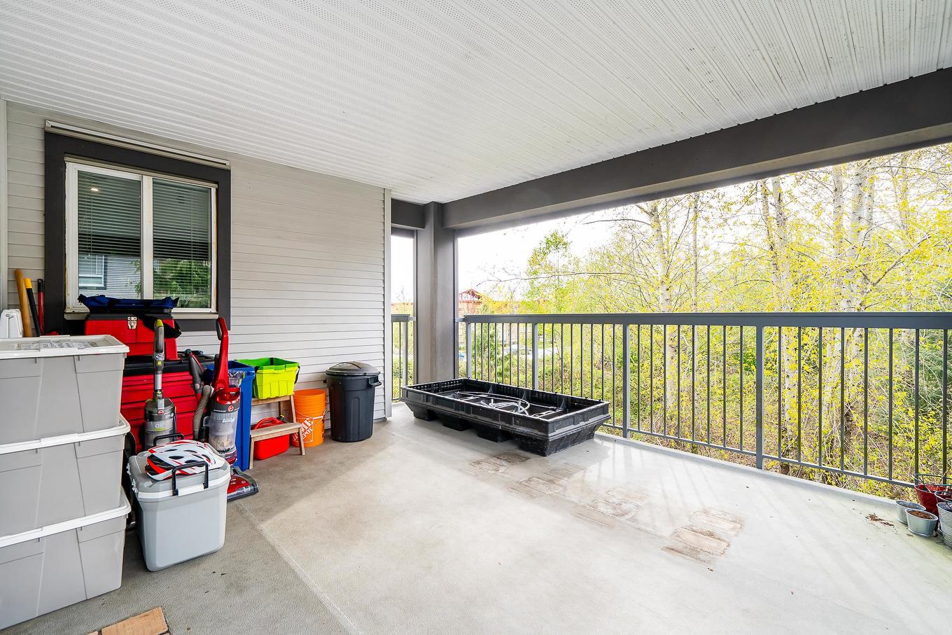 204-18755 68 Avenue, Surrey, BC