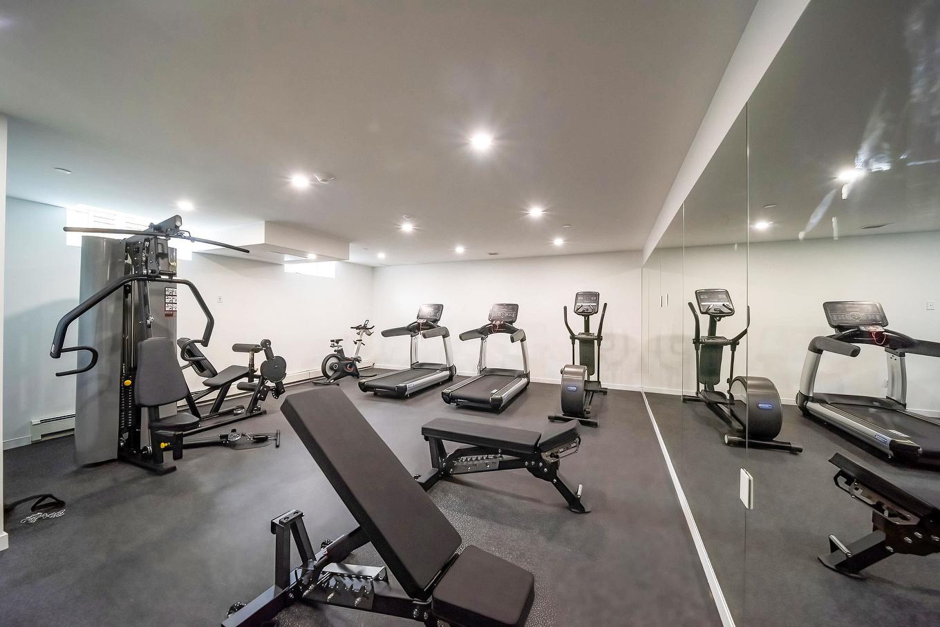 520-13968 Laurel Drive, Surrey, BC