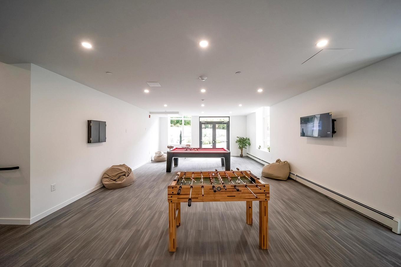 520-13968 Laurel Drive, Surrey, BC