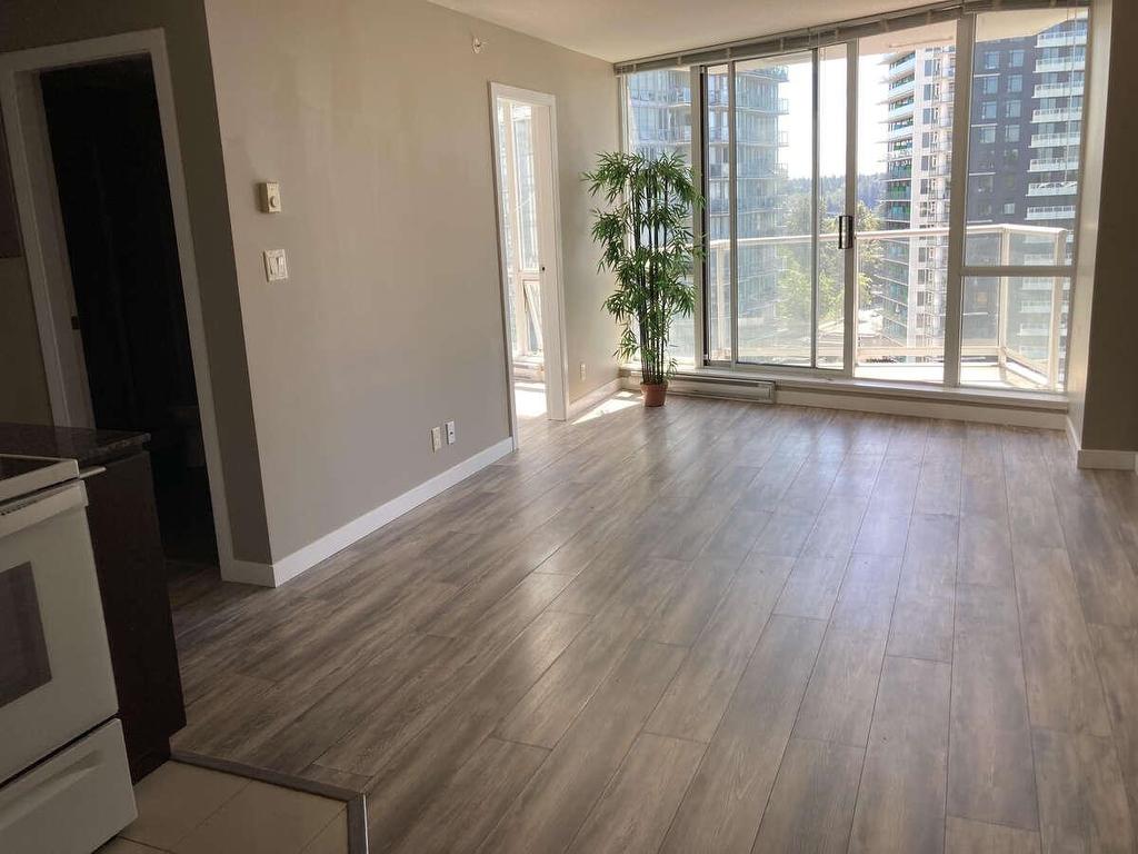 1207-13618 100 Avenue, Surrey, BC