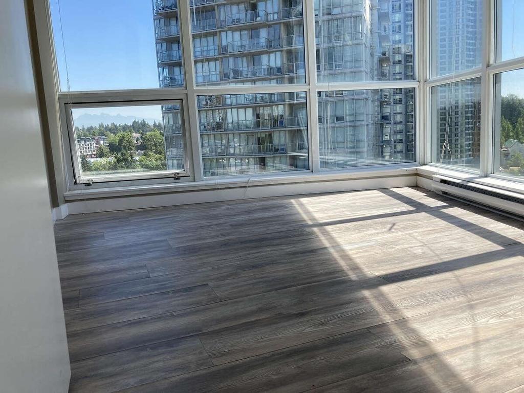 1207-13618 100 Avenue, Surrey, BC