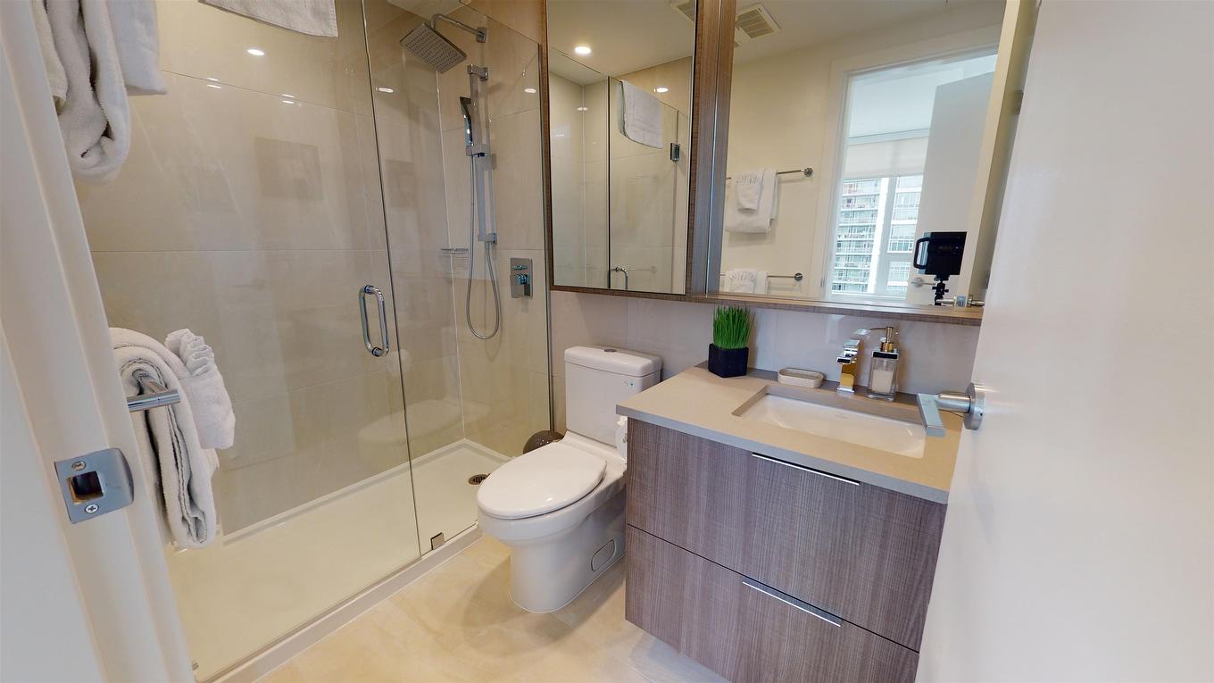 2405-13318 104Th Avenue, Surrey, BC