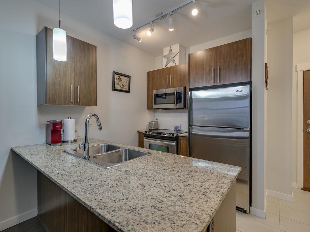 404-2943 Nelson Place, Abbotsford, BC