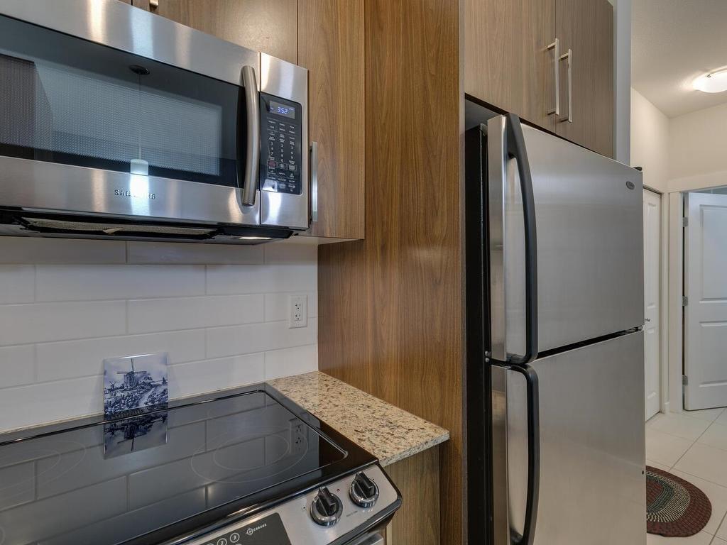 404-2943 Nelson Place, Abbotsford, BC