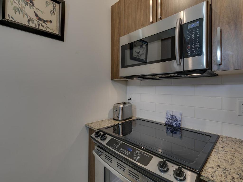 404-2943 Nelson Place, Abbotsford, BC