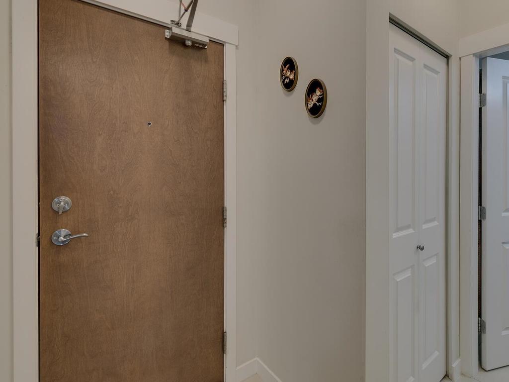 404-2943 Nelson Place, Abbotsford, BC