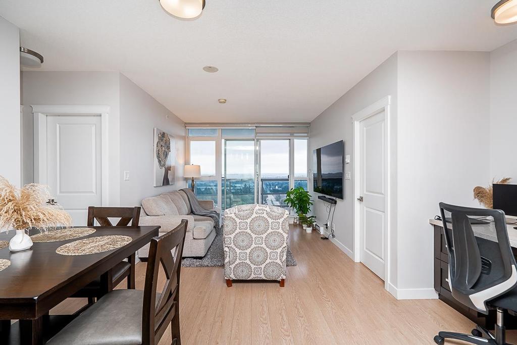 2207-11967 80 Avenue, Delta, BC