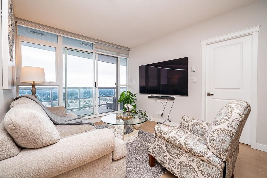 2207-11967 80 Avenue, Delta, BC