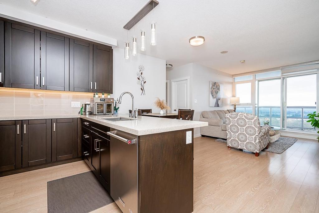 2207-11967 80 Avenue, Delta, BC