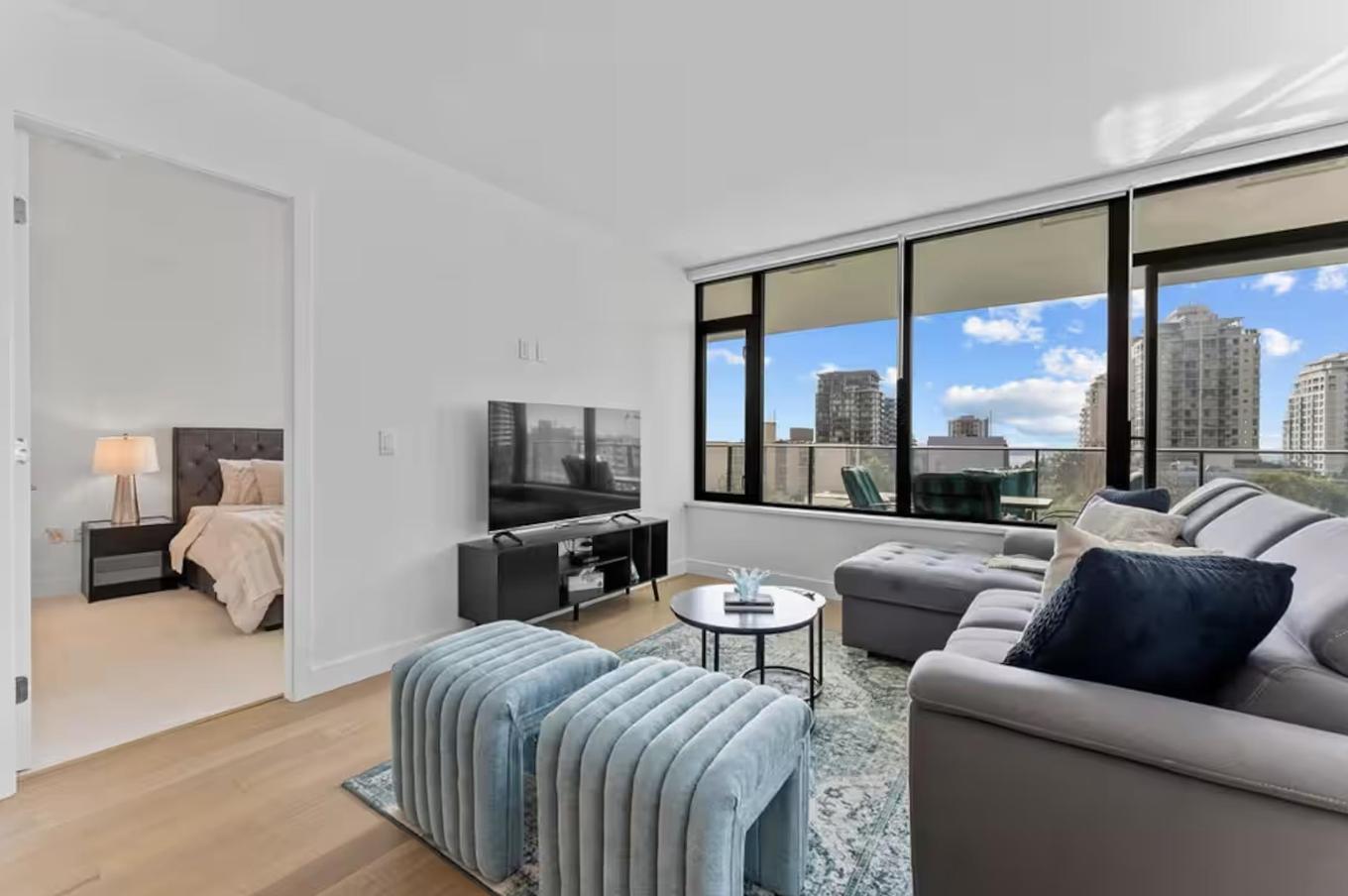 508-1588 Johnston Road, White Rock, BC