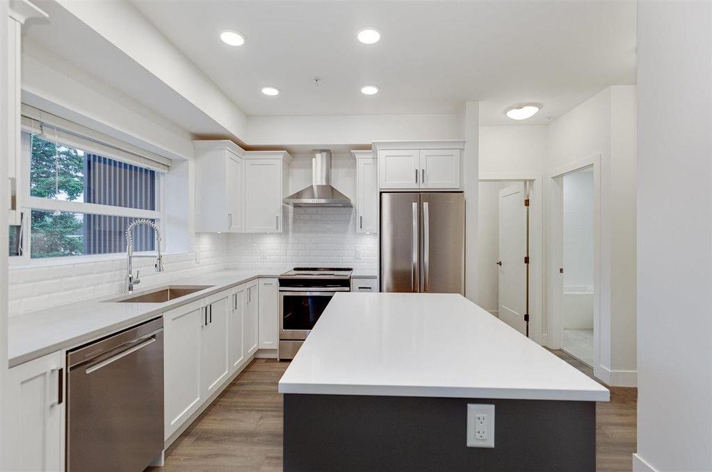 404-33568 George Ferguson Way, Abbotsford, BC