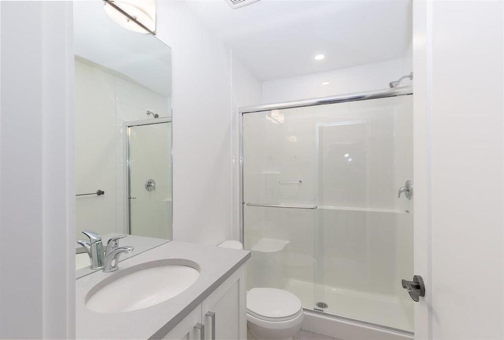 404-33568 George Ferguson Way, Abbotsford, BC