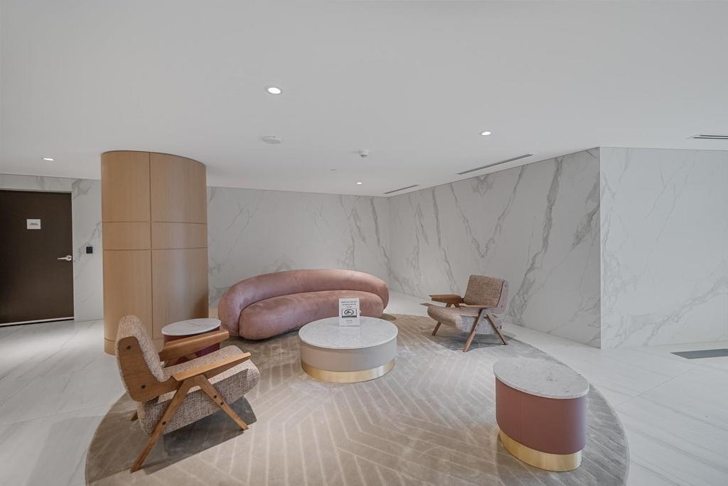 3004-9887 Whalley Boulevard, Surrey, BC