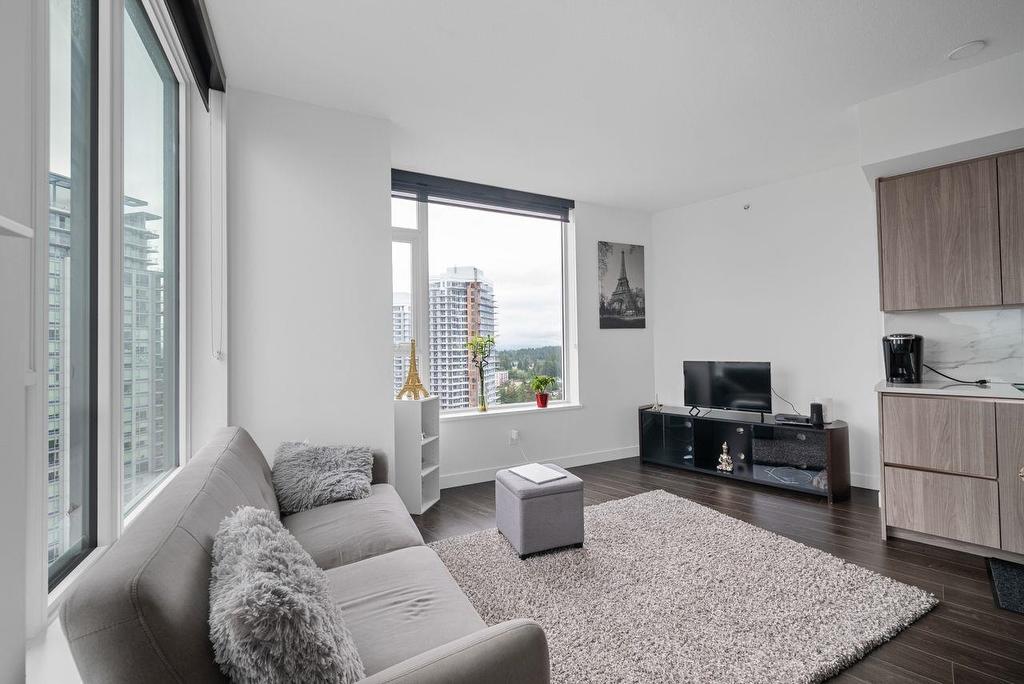 3004-9887 Whalley Boulevard, Surrey, BC