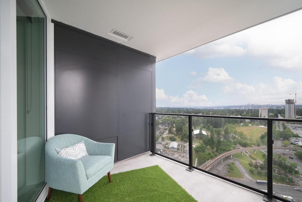 3004-9887 Whalley Boulevard, Surrey, BC