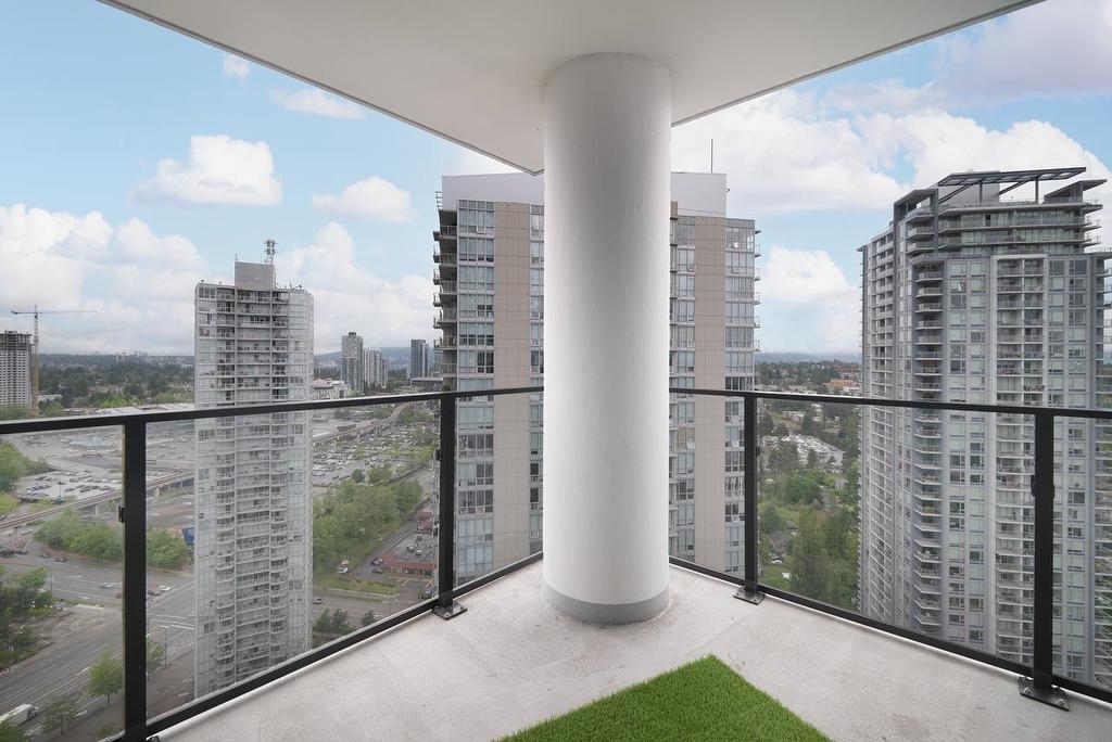 3004-9887 Whalley Boulevard, Surrey, BC