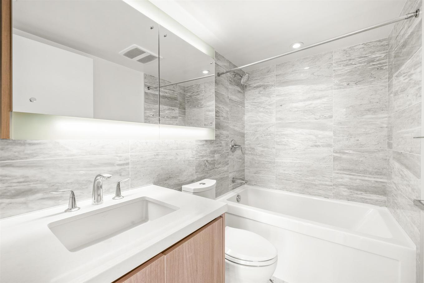 3306-13696 100 Avenue, Surrey, BC