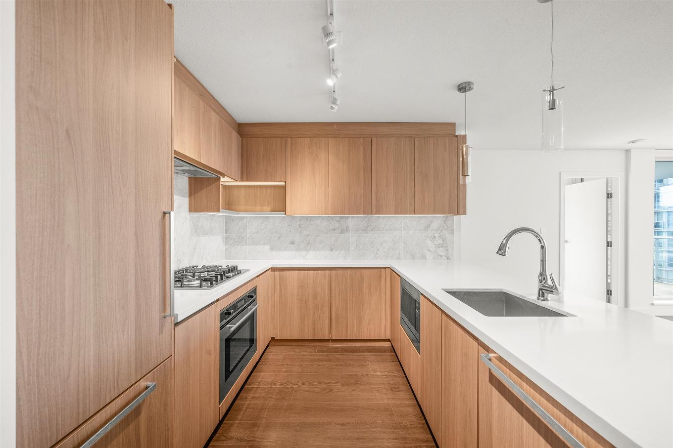 3306-13696 100 Avenue, Surrey, BC