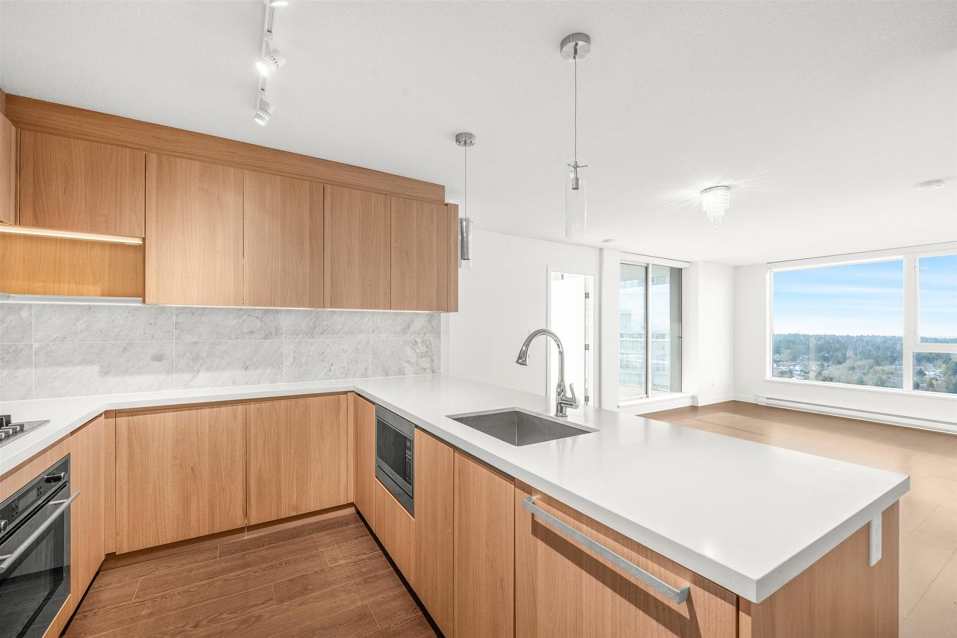 3306-13696 100 Avenue, Surrey, BC