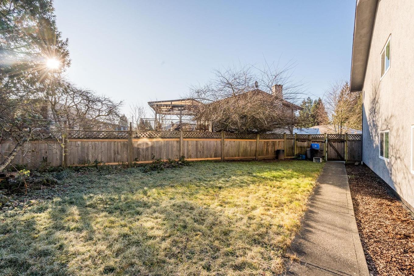 11723--11725 89A Avenue, Delta, BC