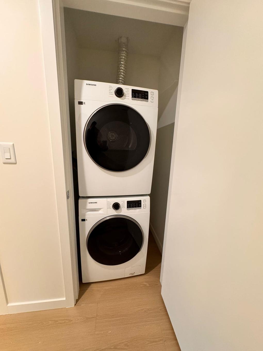 424-10828 139A Street, Surrey, BC