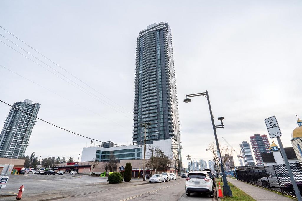 1507-10750 135A Street, Surrey, BC