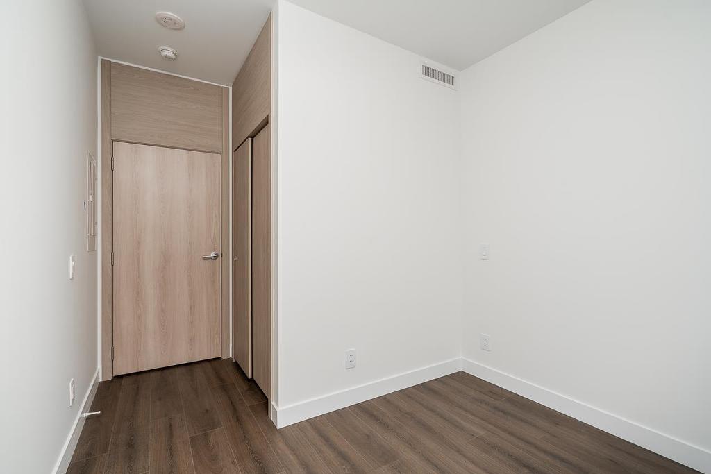 1507-10750 135A Street, Surrey, BC