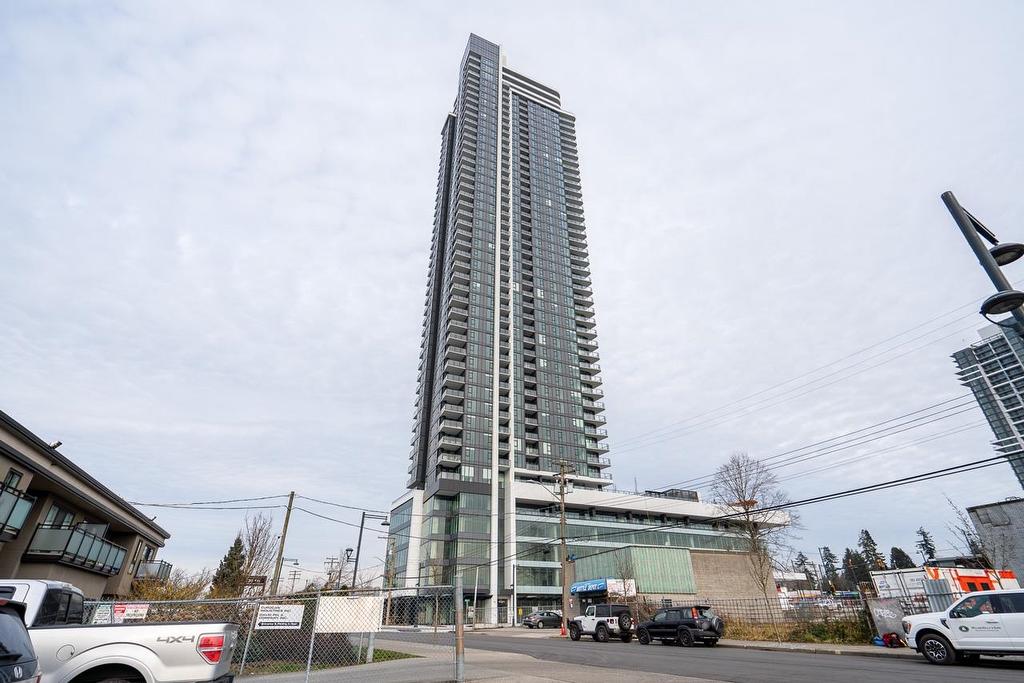 801-10750 135A Street, Surrey, BC