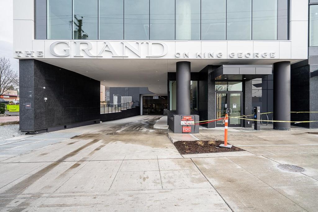 801-10750 135A Street, Surrey, BC