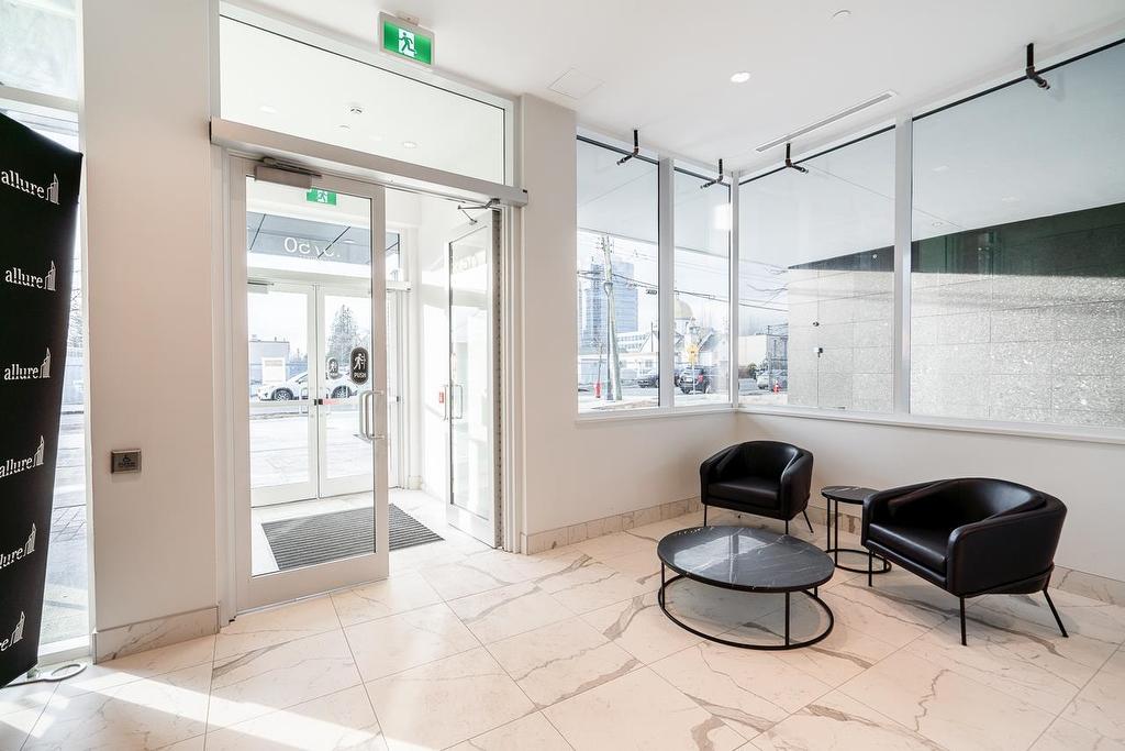 801-10750 135A Street, Surrey, BC