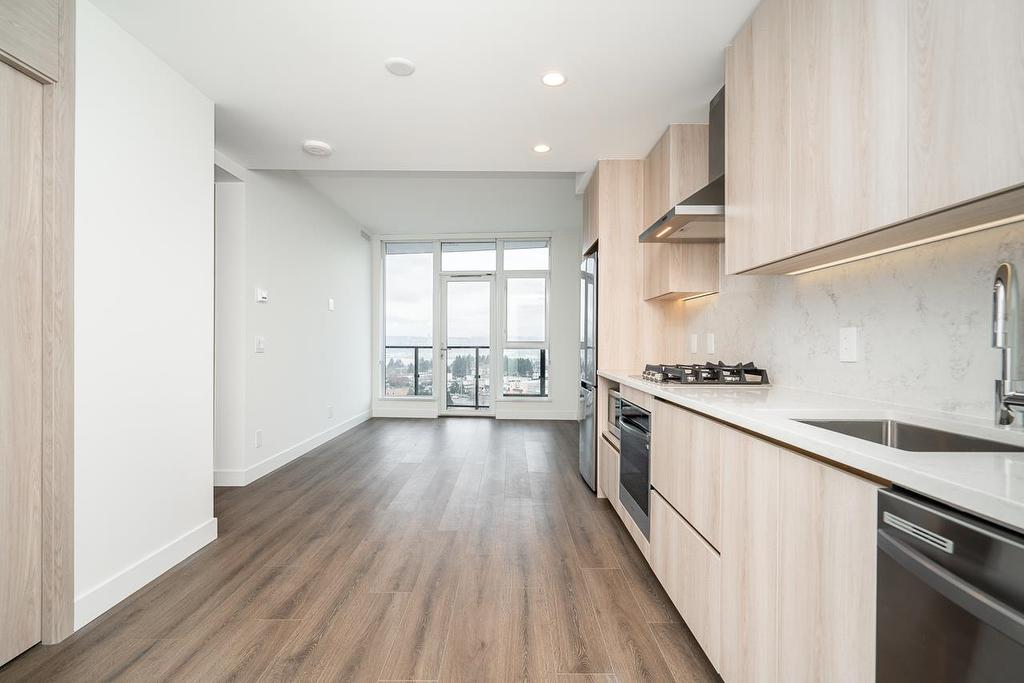 801-10750 135A Street, Surrey, BC