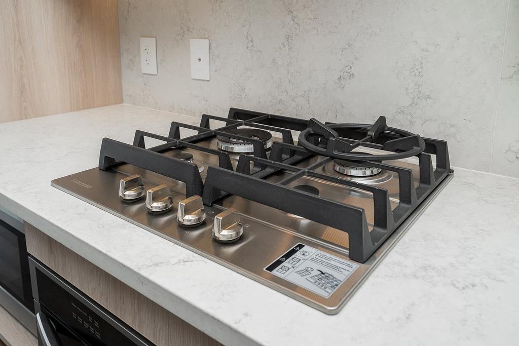 801-10750 135A Street, Surrey, BC