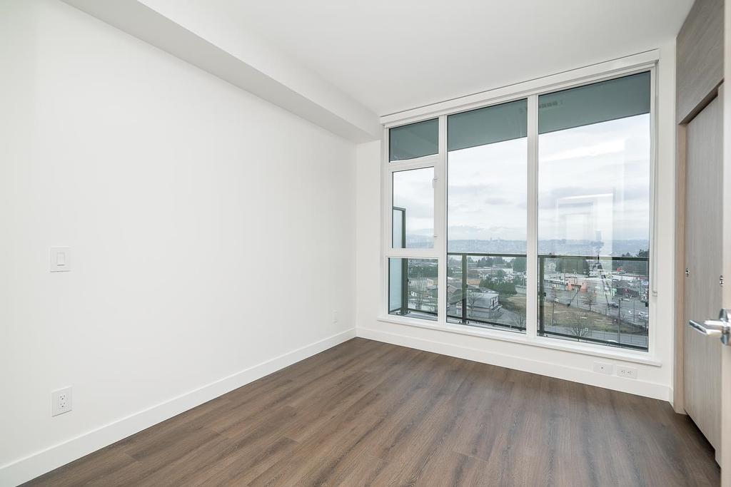 801-10750 135A Street, Surrey, BC